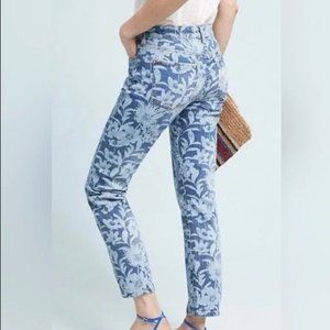 Anthro Pilcro Slim Boyfriend Full Length Midrise Jean in Floral Denim Size 26P